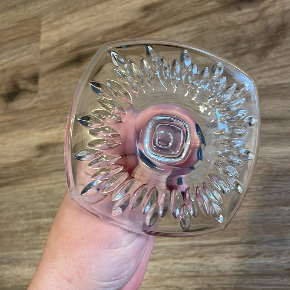 Vera Wang x Wedgwood Clear Glass Crystal Duchesse Jewelry Ring Holder